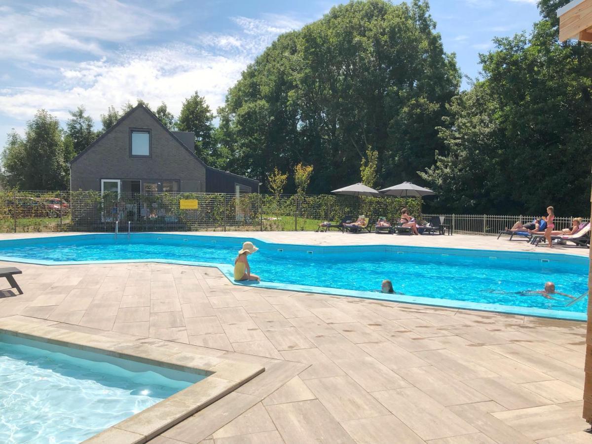 Chalet 516 Op Recreatiepark De Wielen Синт-Мартен Экстерьер фото